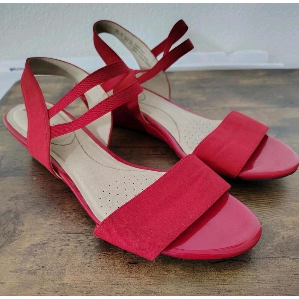 Red Women's Open-Toe Slingback Sandals